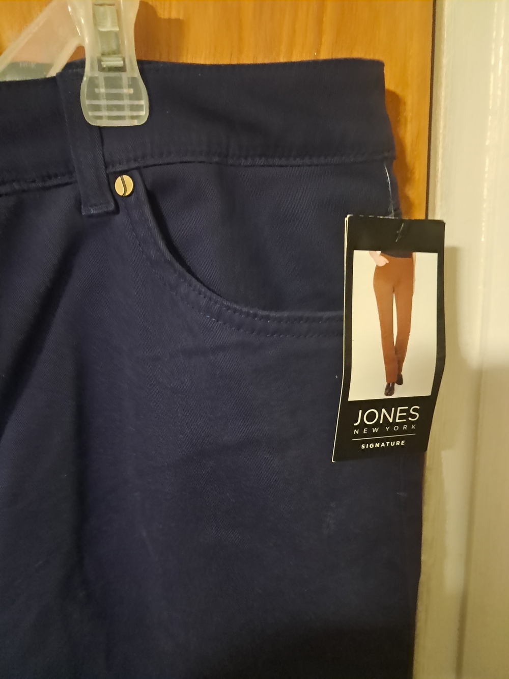 Lot Of 2 Jones New York Signature Women's Pants Perwinkle and Black